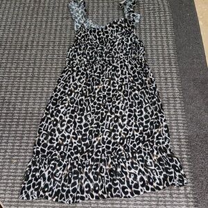 Woman’s Gianna Bini Leopard Dress sz med